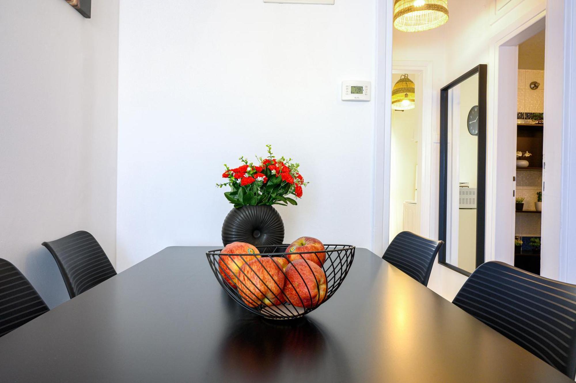 Center Downtown Apartament Saloniki